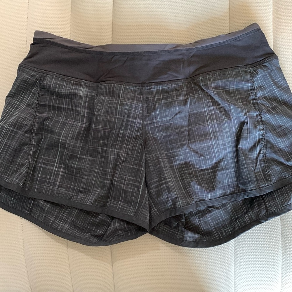 lululemon Hot High-Rise Lined Short